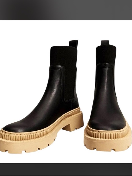 Mango Shoes - Mango Black Chelsea Lug Sole Platform Boots Size 9